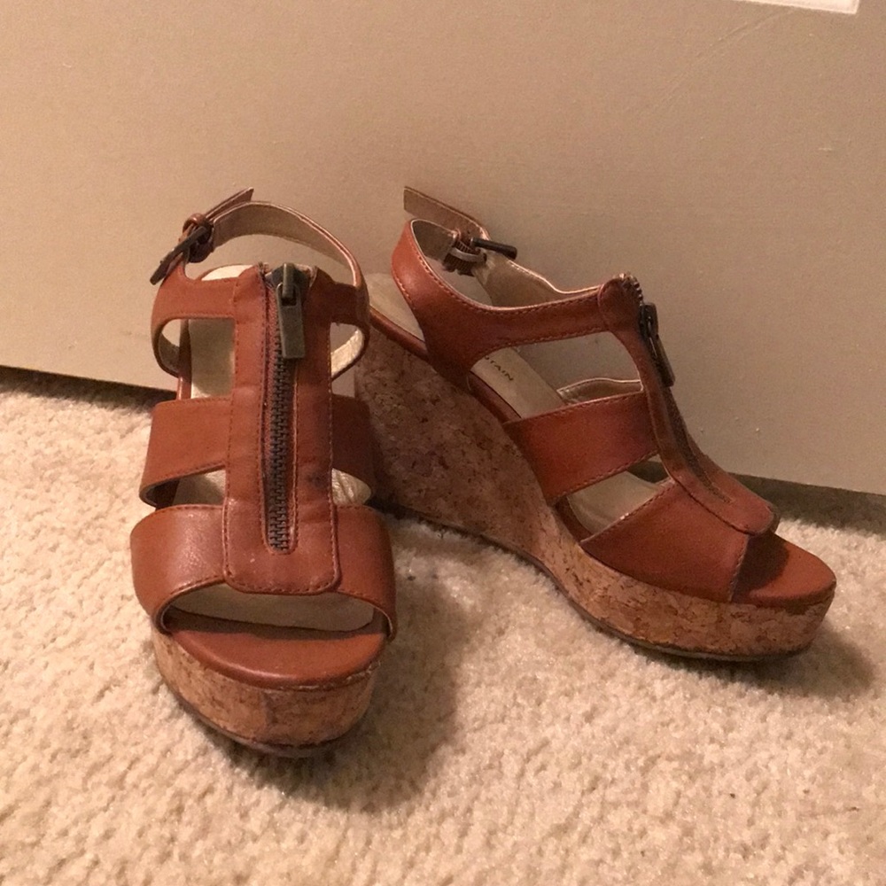 White Mountain Brown Wedges